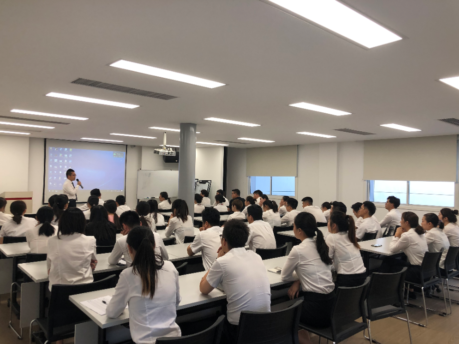 “不学礼，无以立”——杭州德奥组织开展员工商务礼仪培训